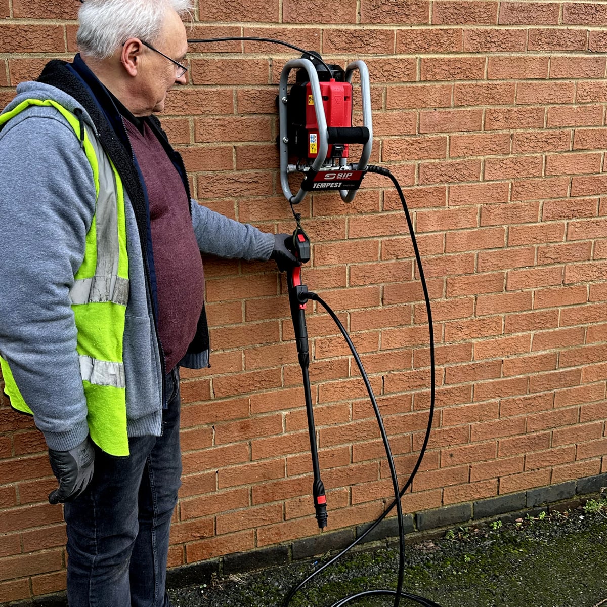 SIP TEMPEST® PW420/150 Wall-Mountable Electric Pressure Washer